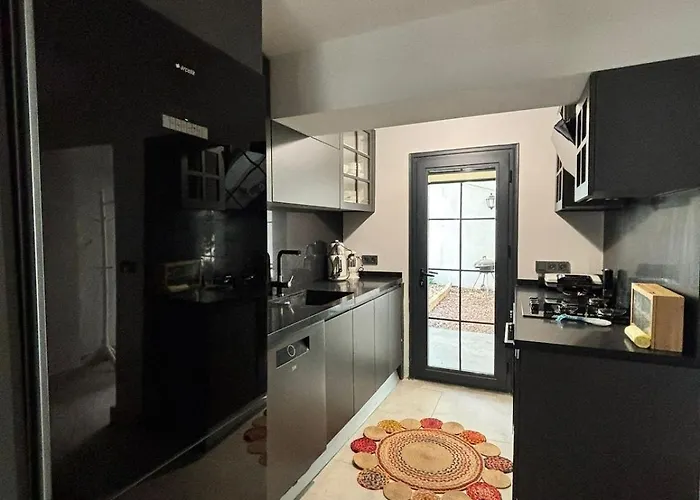 Apartamento Modern Garden Flat In