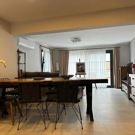Lägenhet Modern Garden Flat In