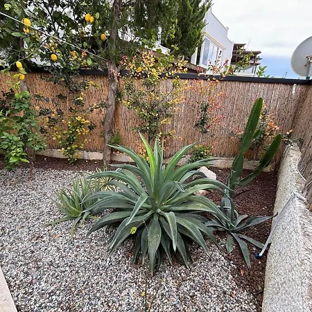 Modern Garden Flat In Бодрум